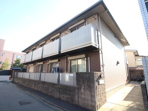 ヴィラカンファーツリー外観写真