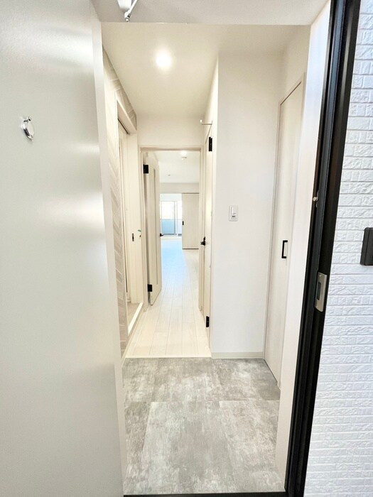 物件内観写真16　(廊下)