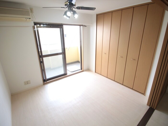 物件内観写真16　(収納)