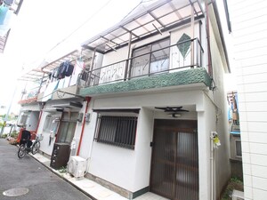 川西市南花屋敷2丁目貸家外観写真