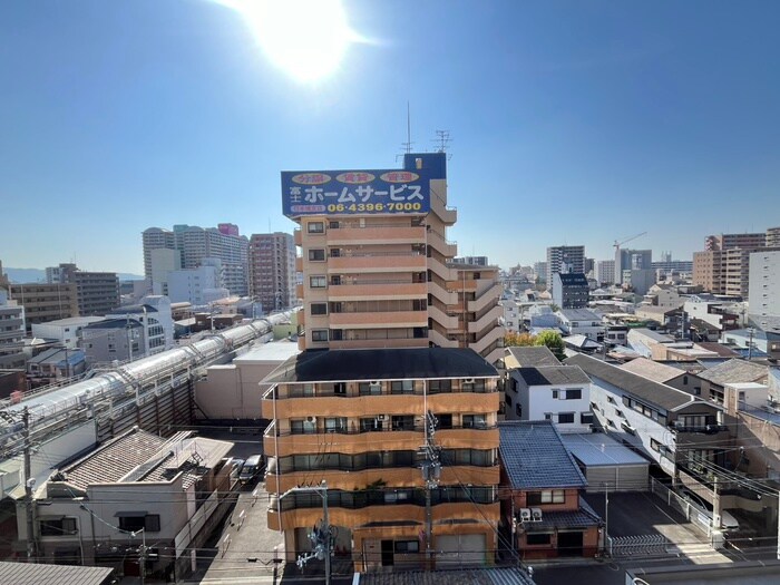 物件内観写真22　(室内からの展望)