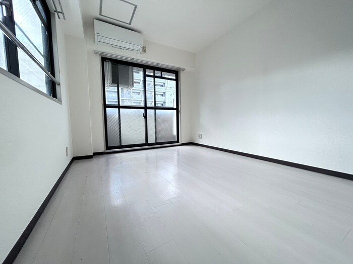 物件内観写真21　(居室)