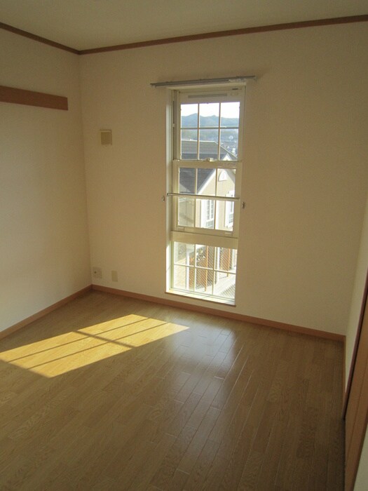 物件内観写真10　(居室)