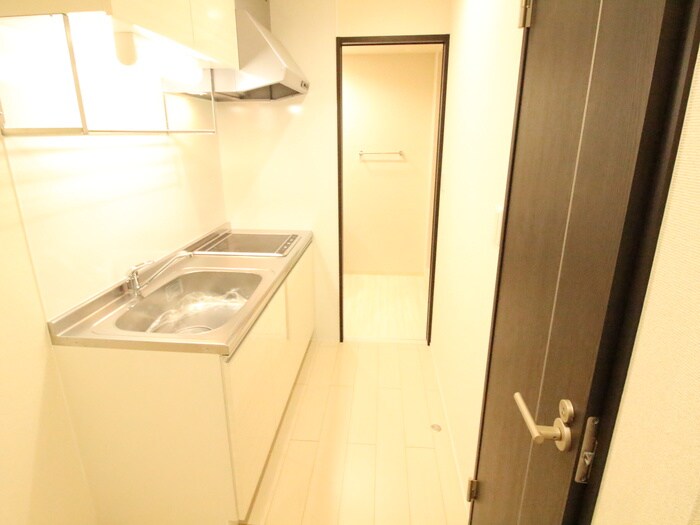 物件内観写真11　(廊下)