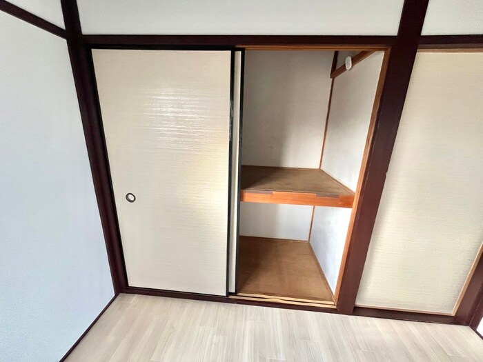 物件内観写真16　(収納)