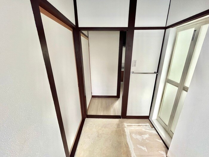 物件内観写真18　(廊下)