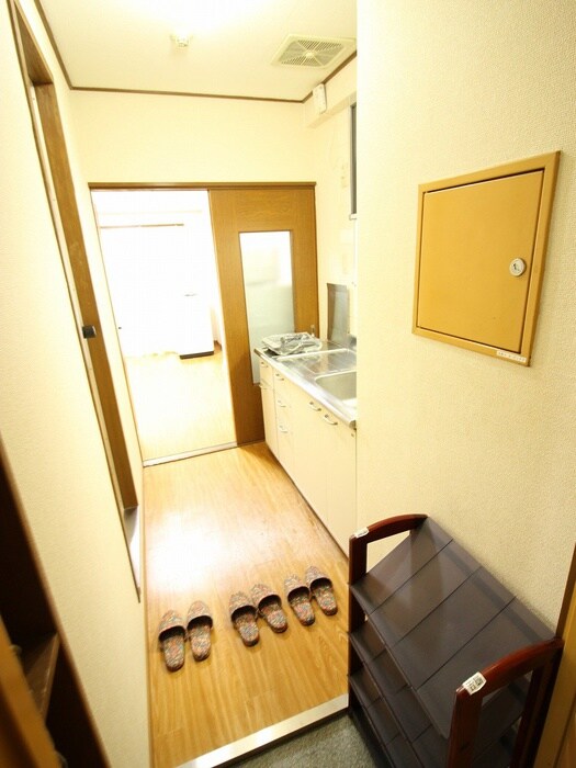 物件内観写真15　(廊下)