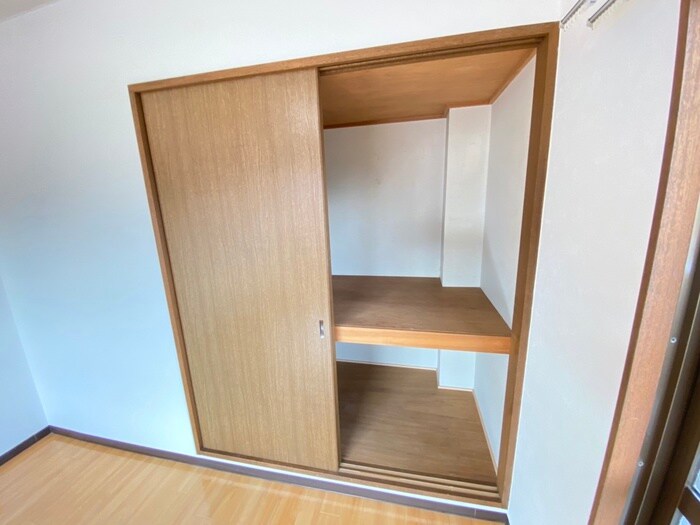 物件内観写真10　(収納)