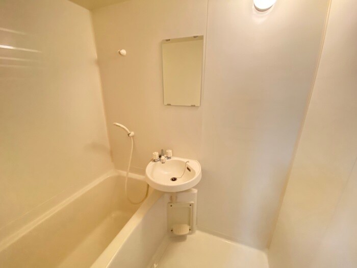 物件内観写真13　(洗面)