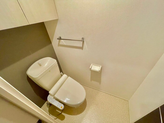 物件内観写真9　(トイレ)