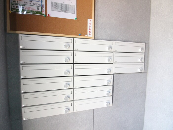 物件外観写真6　(建物設備)