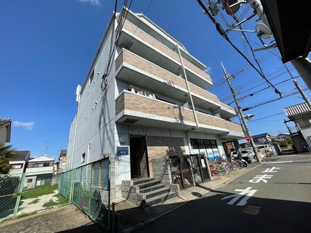 ラパンジール城陽外観写真