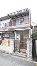高鷲10丁目テラス連棟