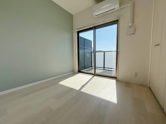 物件内観写真21　(居室)