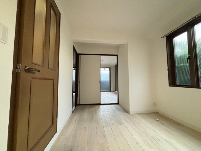 物件内観写真8　(居室)