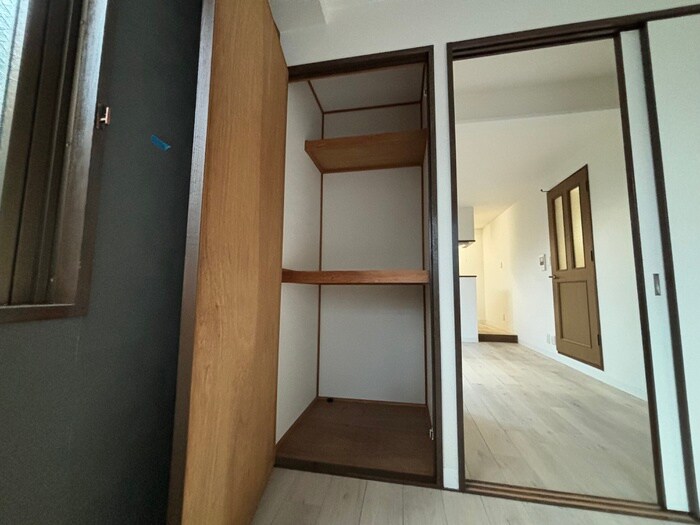 物件内観写真18　(収納)