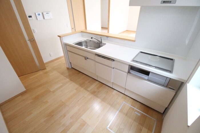 物件内観写真8　(キッチン)