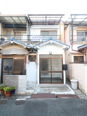 長池町1丁目貸家外観写真