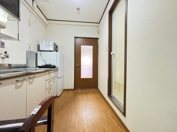 物件内観写真19　(廊下)