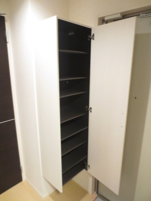 物件内観写真12　(靴箱)