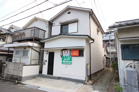 中朝霧丘戸建外観写真