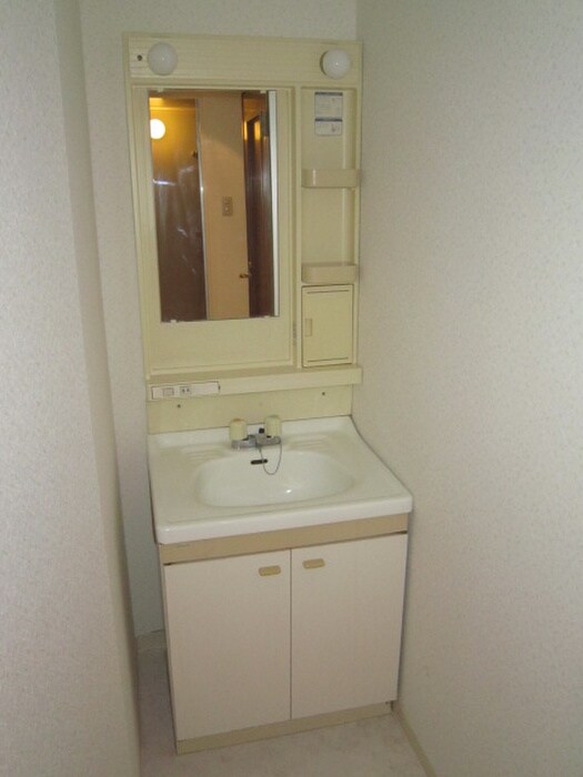 物件内観写真12　(洗面)