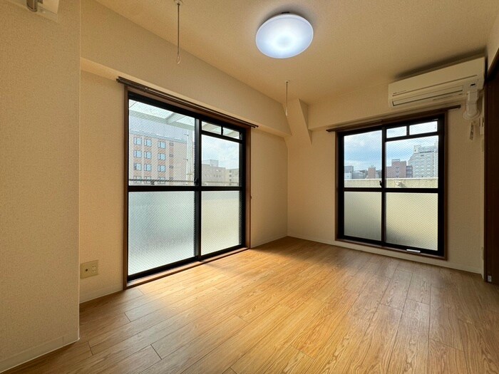 物件内観写真6　(居室)