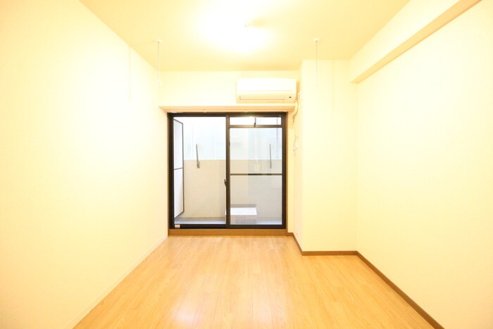 物件内観写真6　(居室)