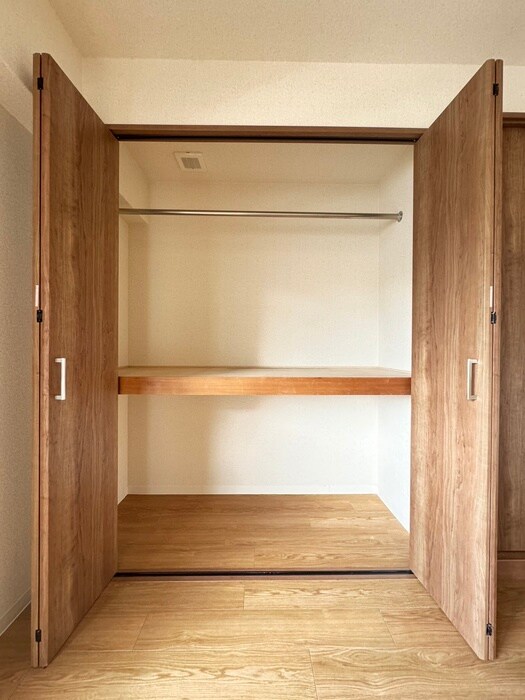 物件内観写真11　(収納)