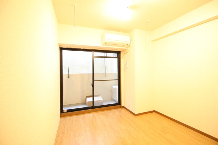 物件内観写真19　(居室)