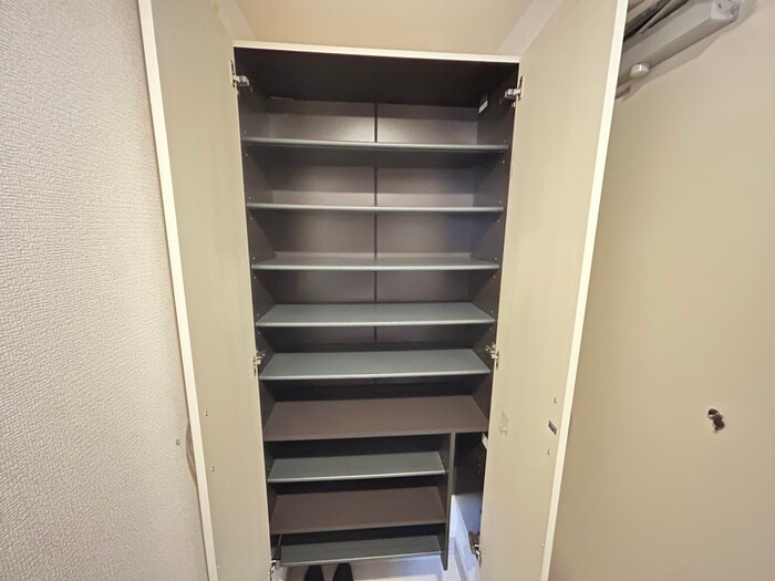 物件内観写真22　(靴箱)