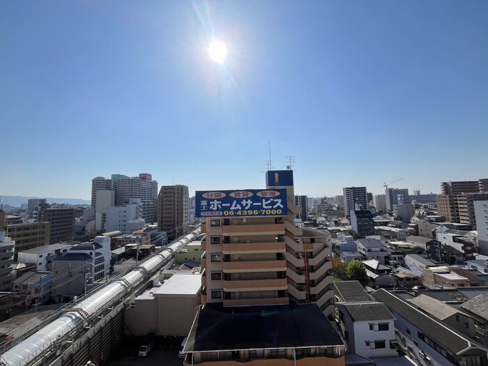 物件内観写真15　(室内からの展望)