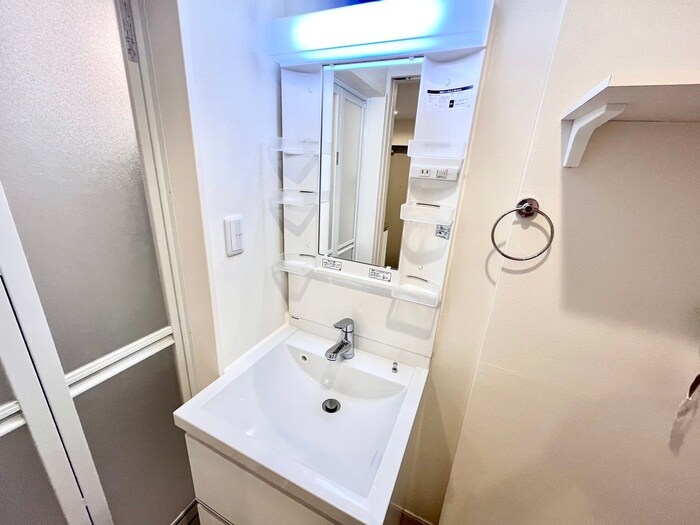 物件内観写真13　(洗面)