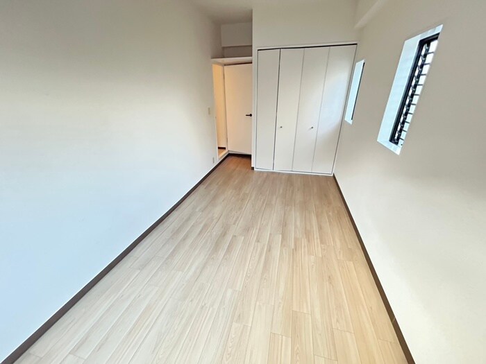 物件内観写真12　(居室)