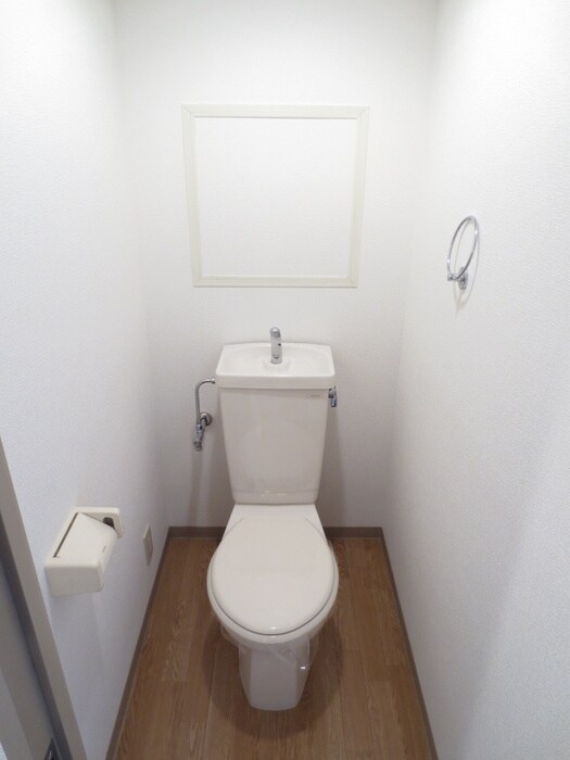 物件内観写真16　(トイレ)