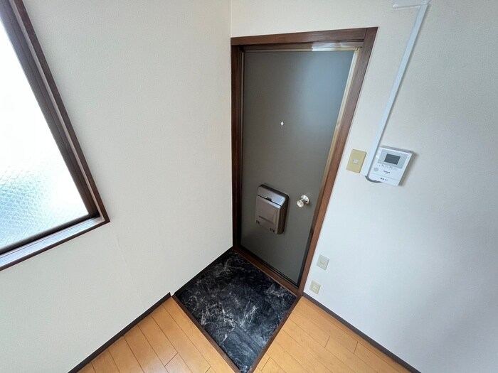 物件内観写真8　(廊下)