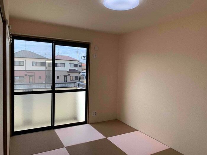 物件内観写真8　(居室)