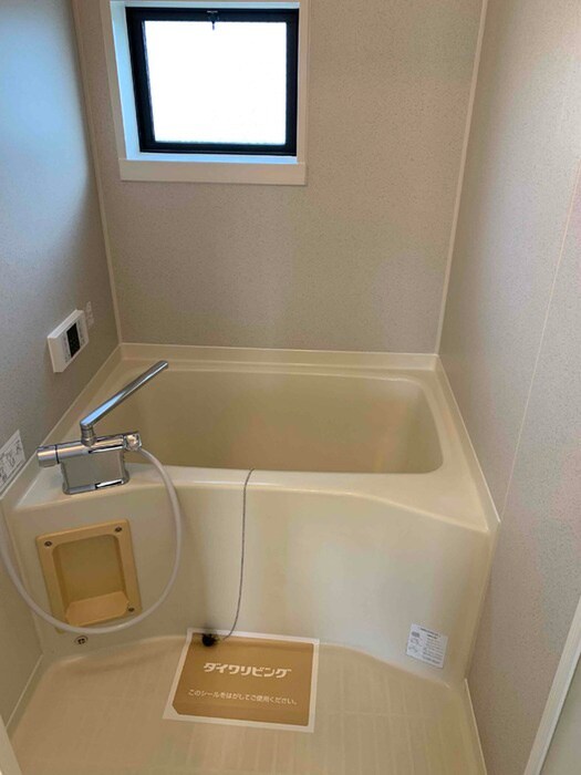 物件内観写真10　(バス／シャワールーム等)