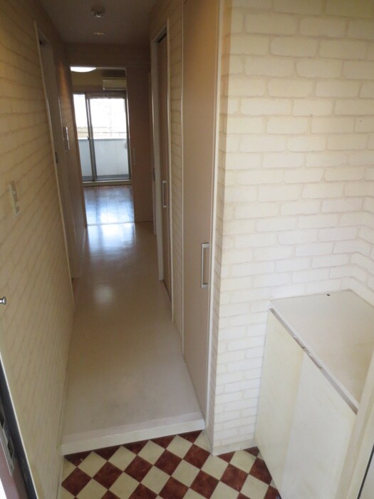 物件内観写真15　(玄関)