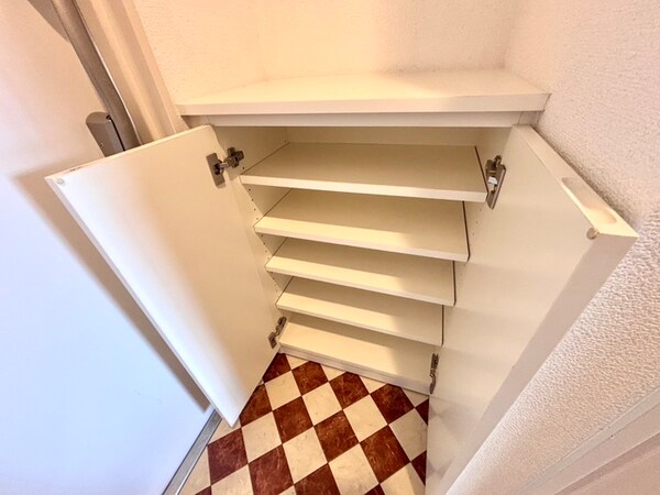 靴箱