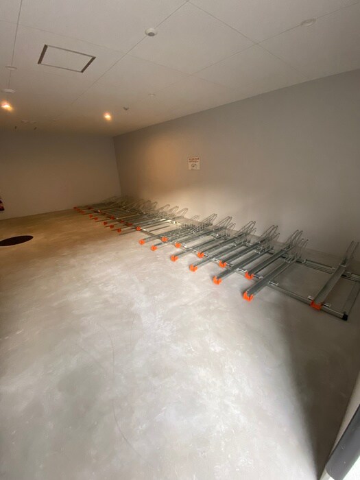 物件外観写真5　(駐輪場)