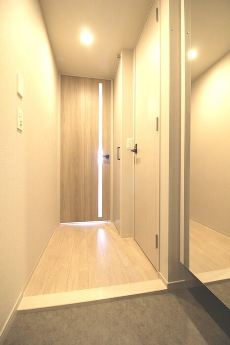 物件内観写真22　(玄関)