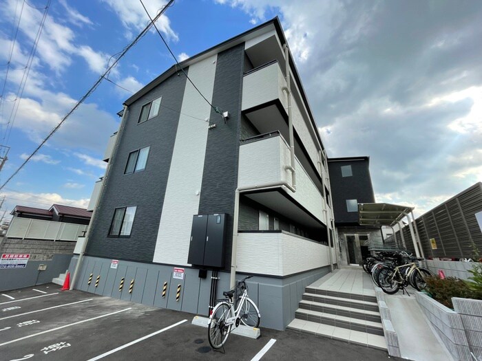 物件外観写真1　(外観写真)