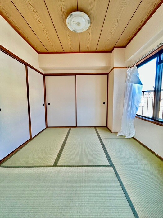 物件内観写真9　(居室)