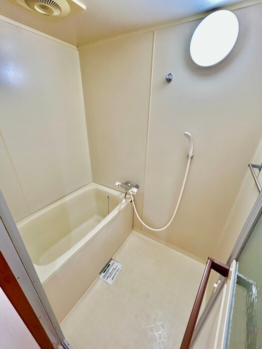 物件内観写真13　(バス／シャワールーム等)