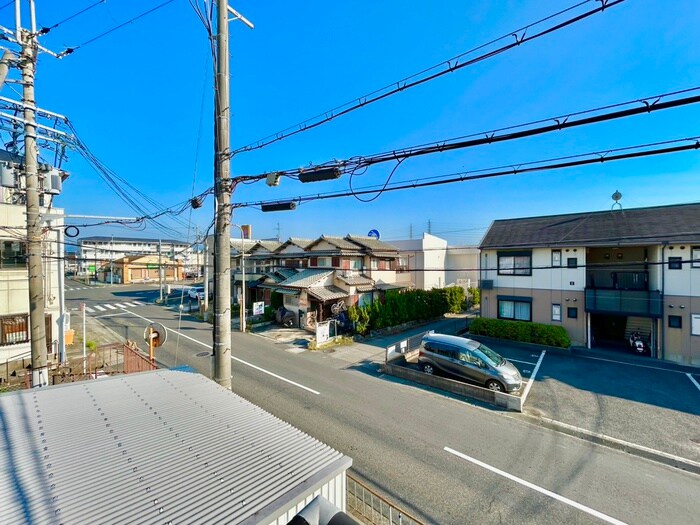 物件内観写真22　(室内からの展望)