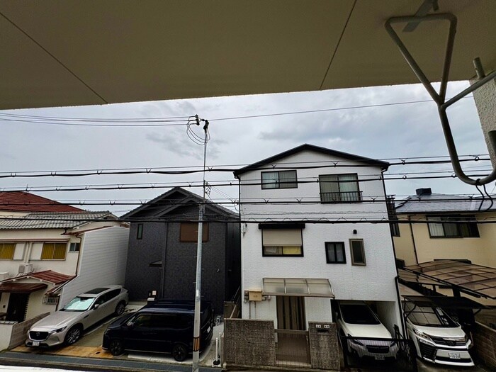 物件内観写真20　(室内からの展望)