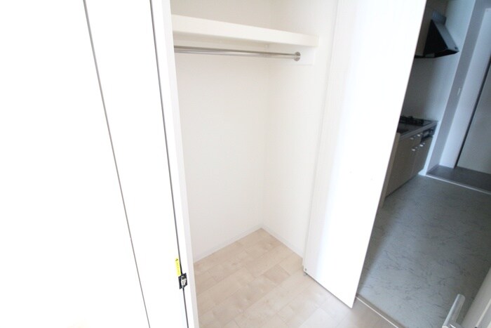 物件内観写真15　(収納)