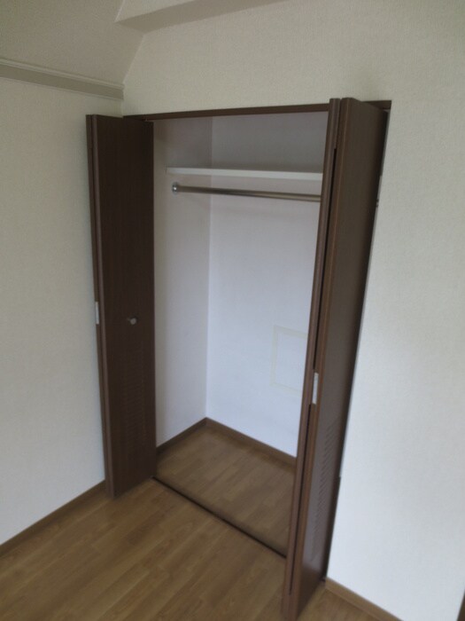 物件内観写真10　(収納)