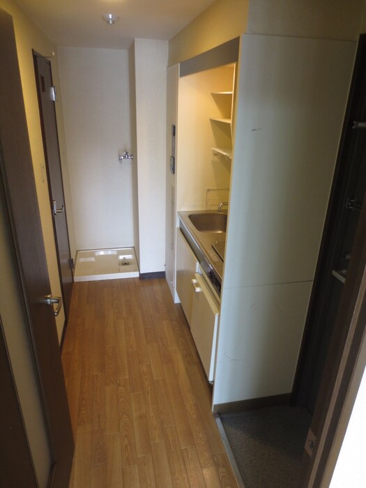 物件内観写真14　(廊下)